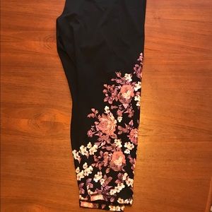 Torrid size 4 workout leggings